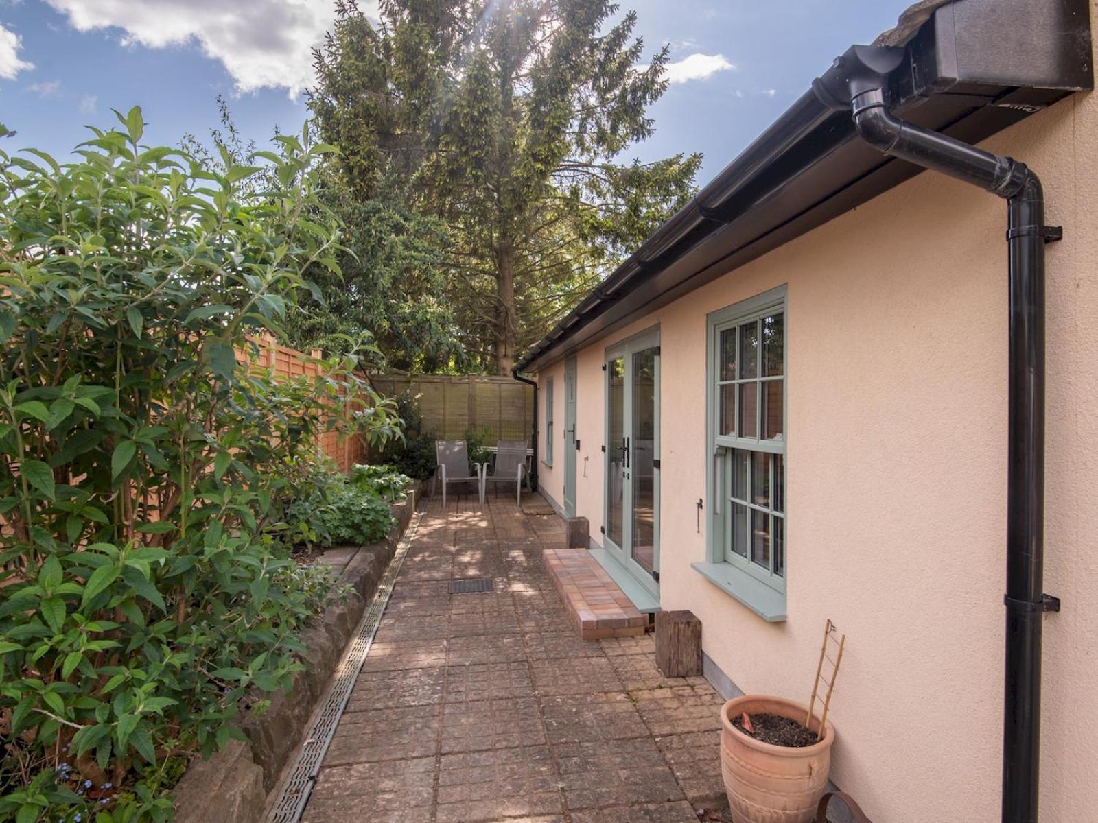 Pass The Keys Charming Garden Cottage With Parking Bath Zewnętrze zdjęcie